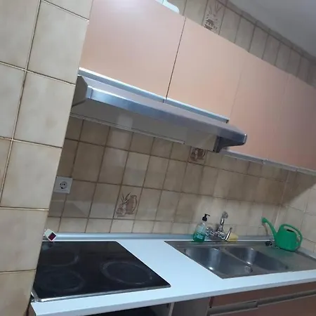 Disfruta De Un Barrio Tranquilo *