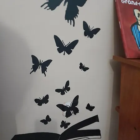 Disfruta De Un Barrio Tranquilo Apartment *