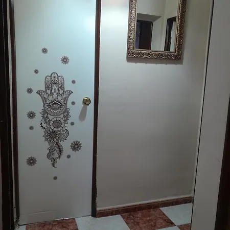 Disfruta De Un Barrio Tranquilo Apartment